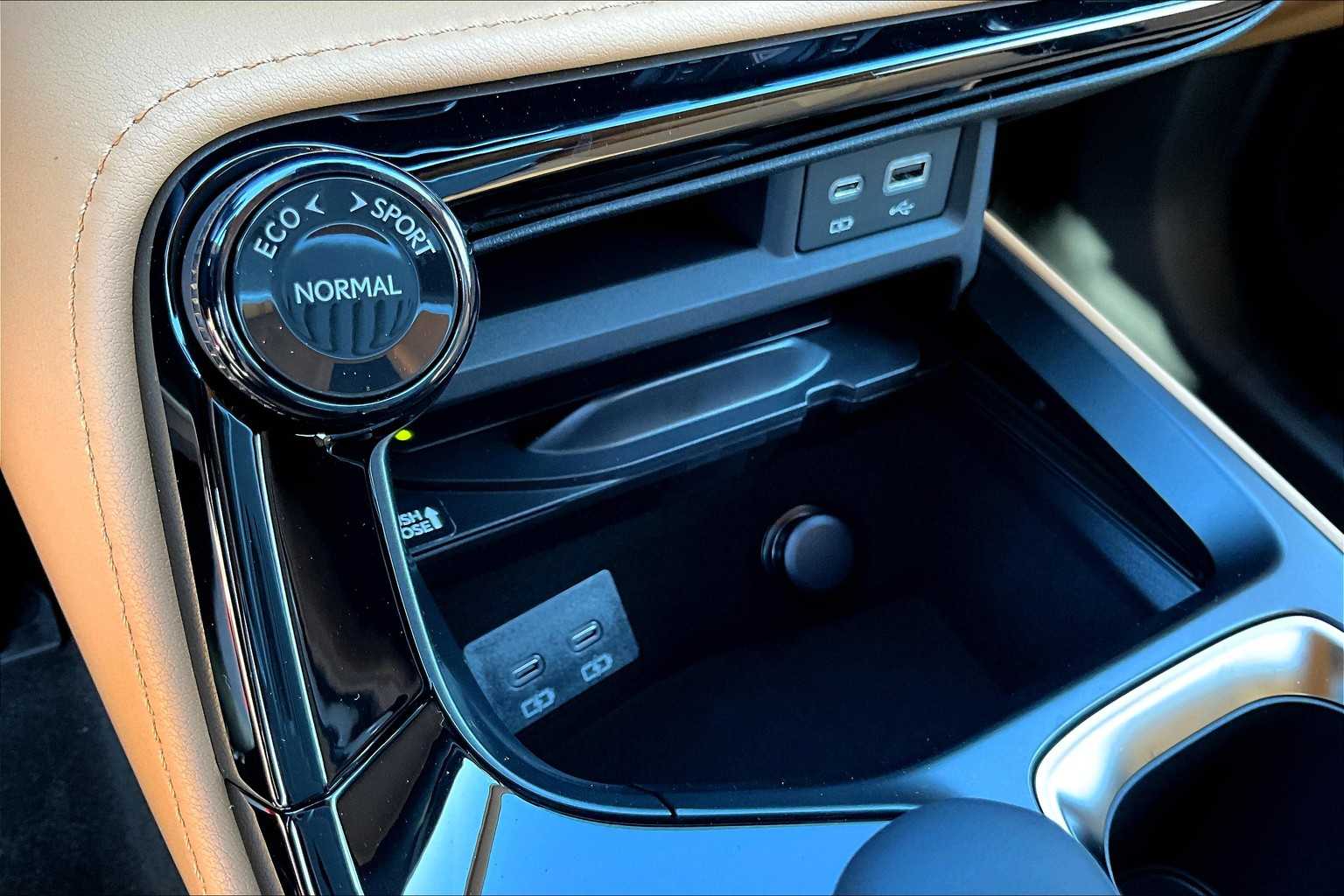 2026 Lexus NX 350 photo 15