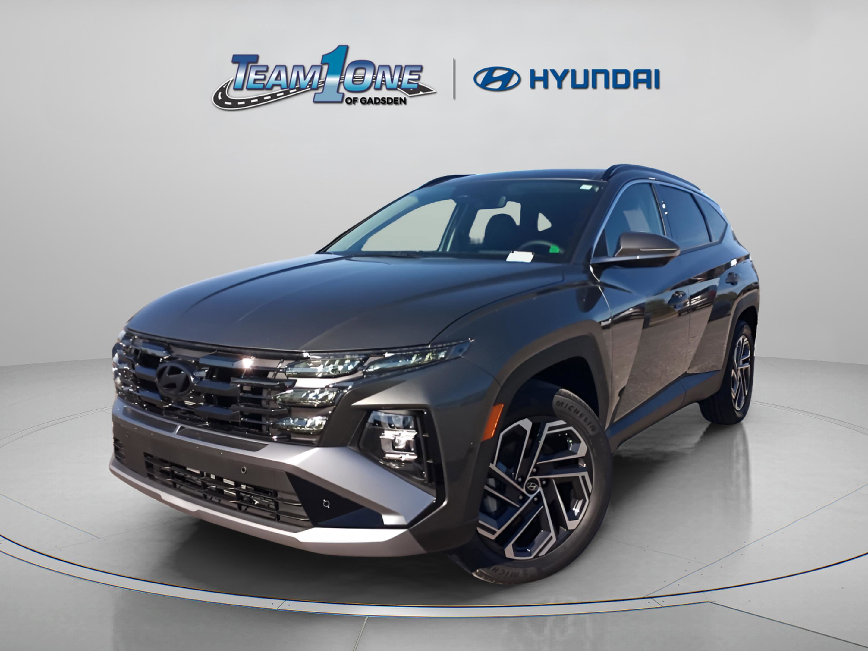 2026 Hyundai Tucson Hybrid Limited Sport photo 3