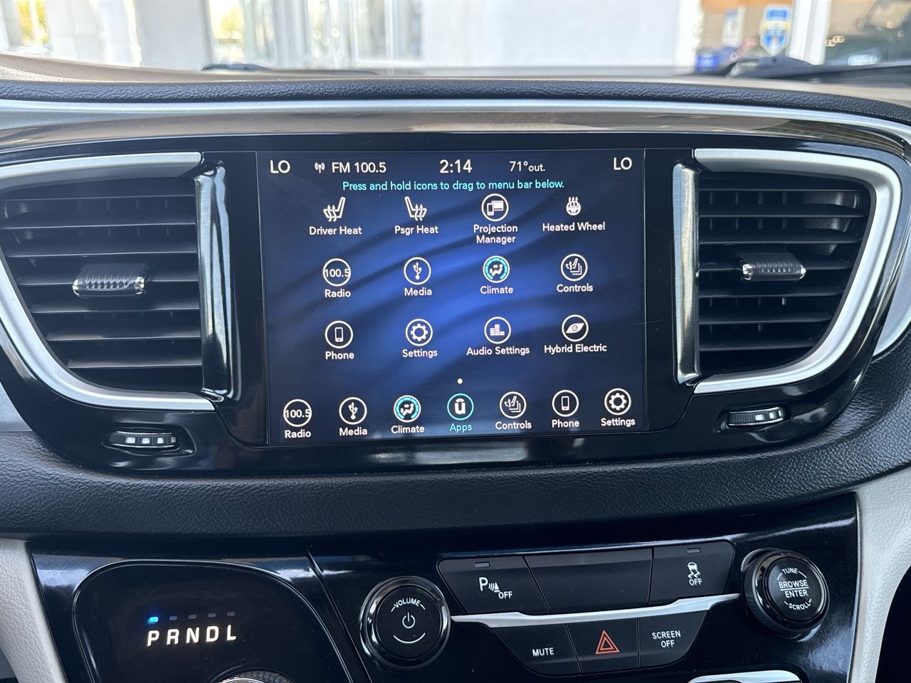 2019 Chrysler Pacifica Hybrid Touring L photo 4