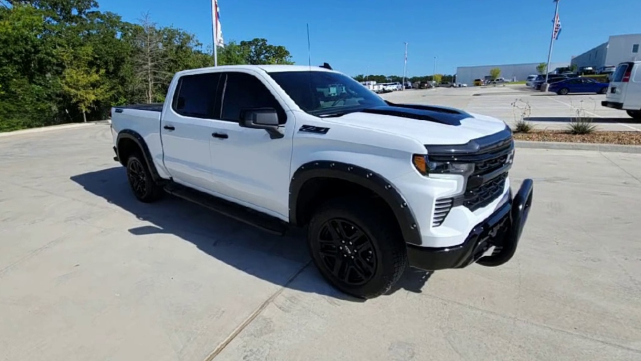 2025 Chevrolet Silverado 1500 LT Trail Boss photo 28