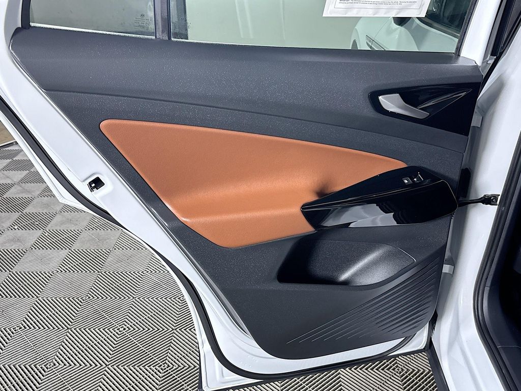 2021 Volkswagen ID.4 Pro S photo 17