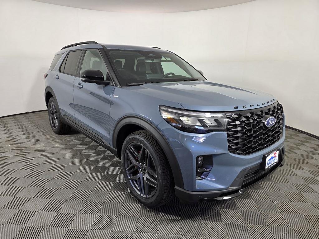 2025 Ford Explorer ST-Line photo 10