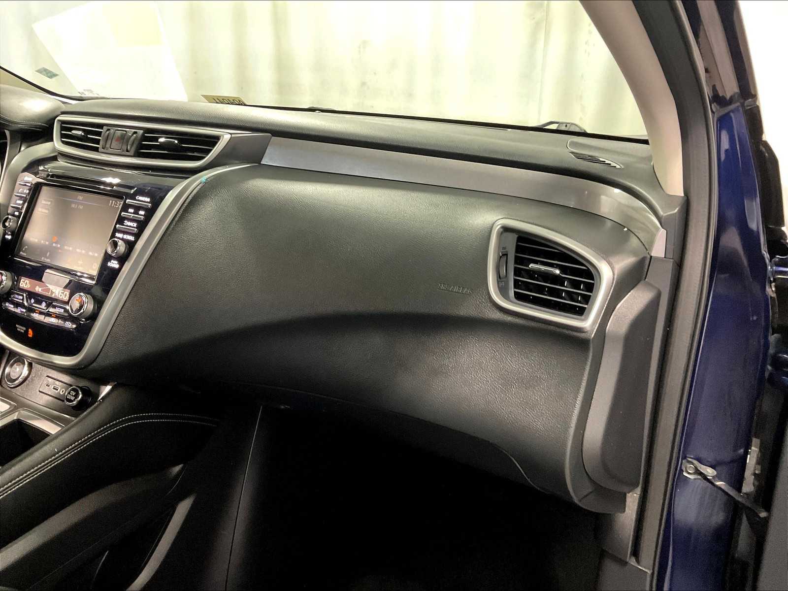 2023 Nissan Murano SV photo 13