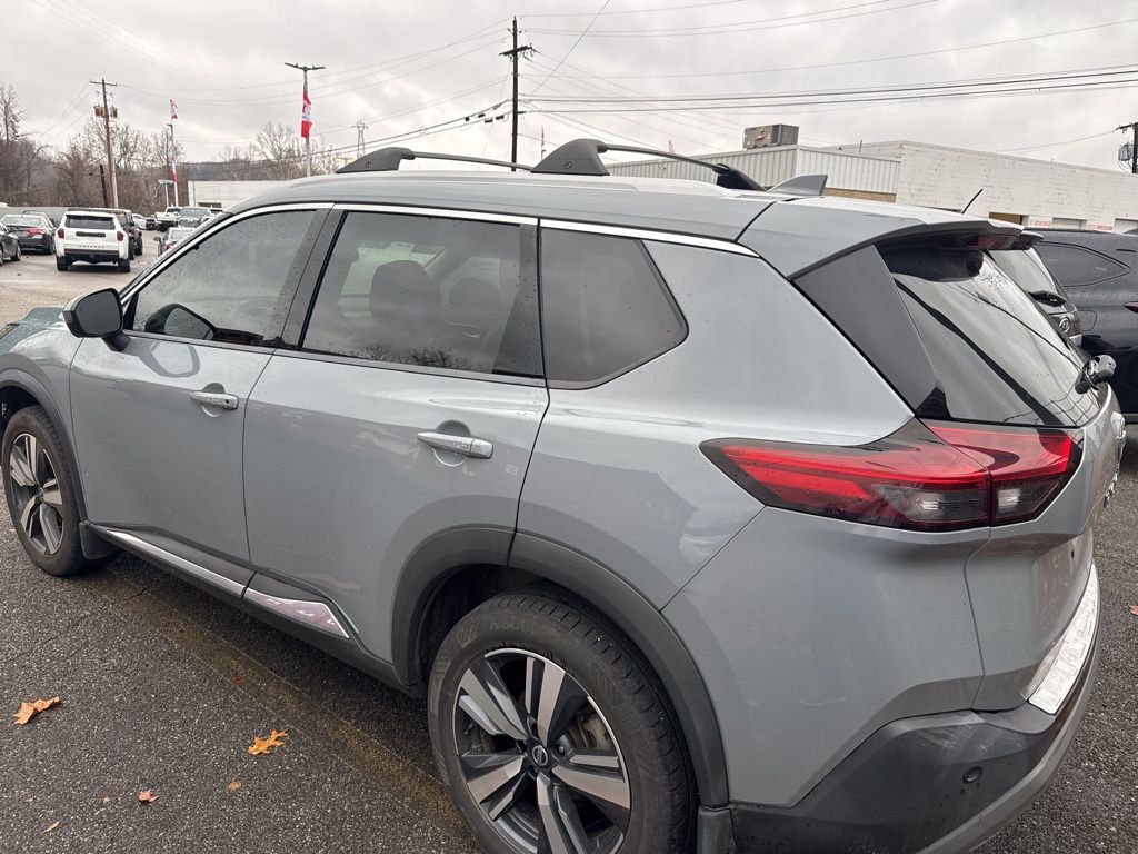 2021 Nissan Rogue SL photo 2