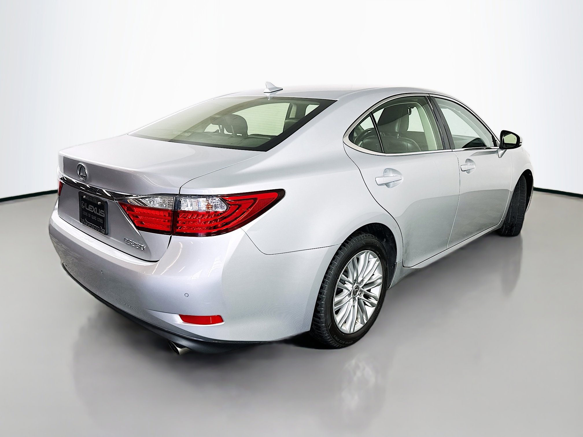 2014 Lexus ES 350 photo 7