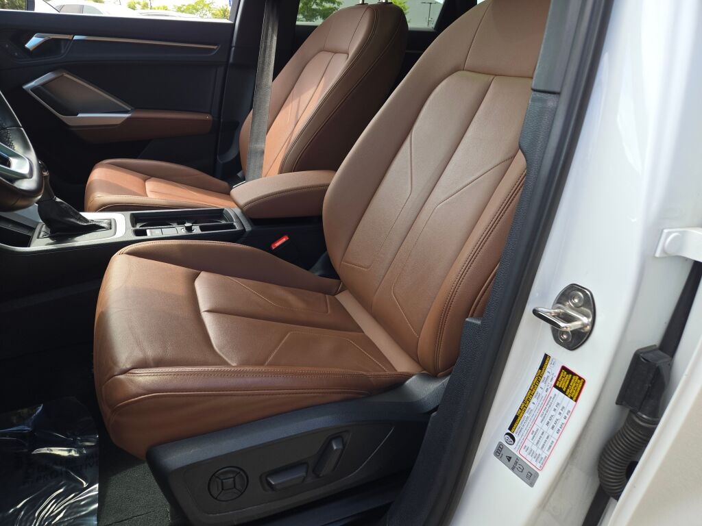 2023 Audi Q3 45 TFSI S line Premium photo 25