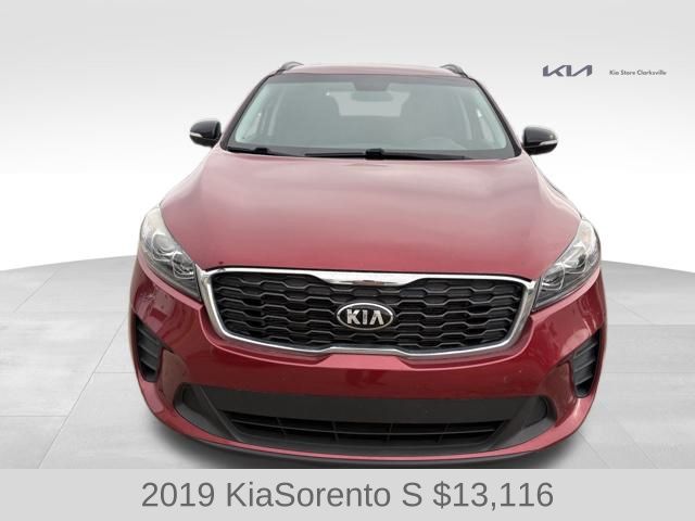 2019 Kia Sorento S photo 2