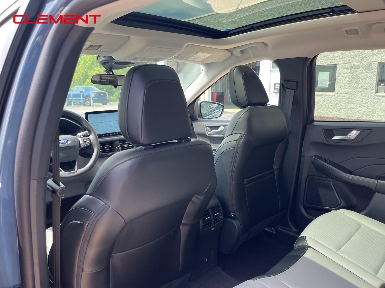 2025 Ford Escape Plug-In Hybrid photo 35