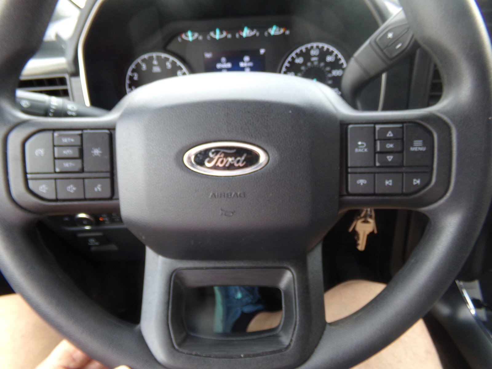2022 Ford F-150 XL photo 8