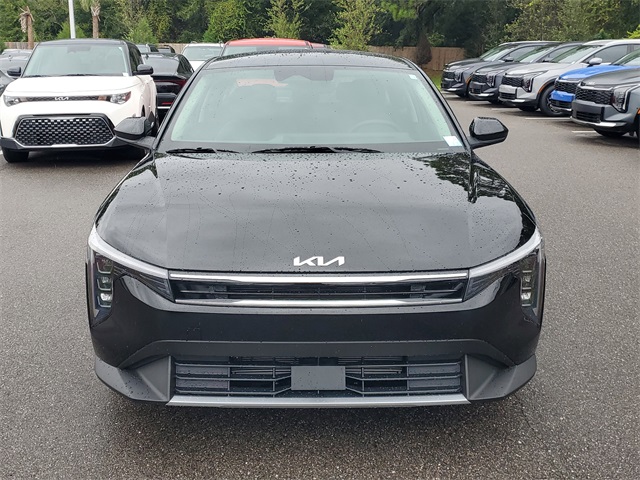 2025 Kia K4 EX photo 2