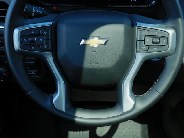 2024 Chevrolet Suburban Premier photo 12