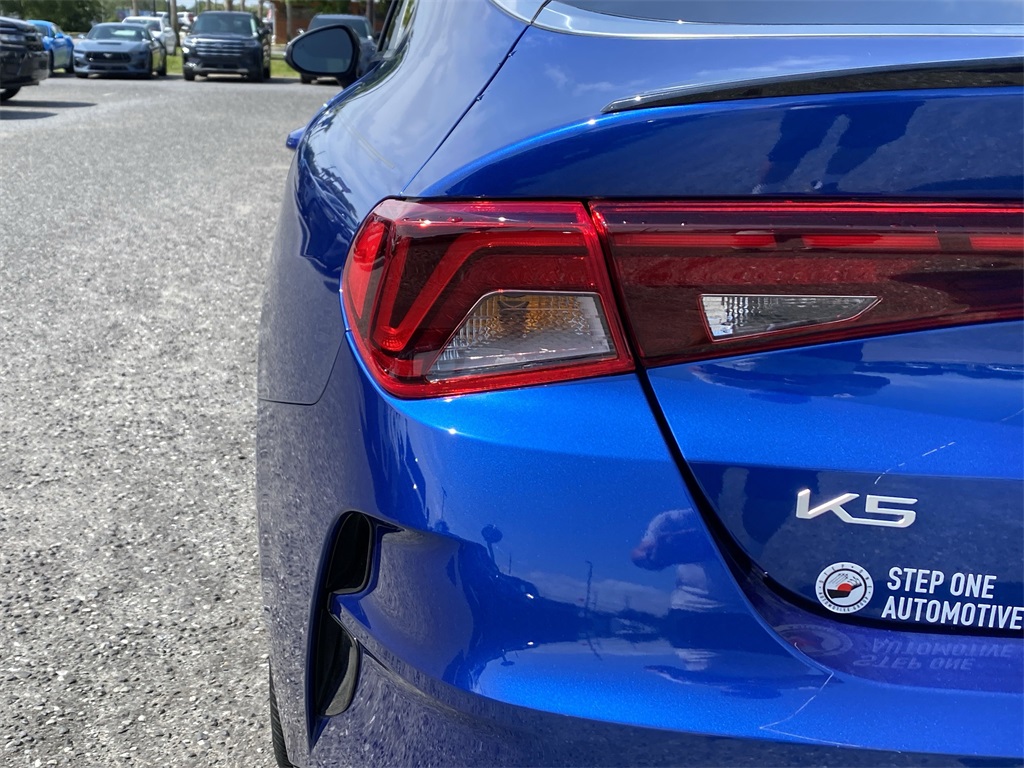 2023 Kia K5 GT-Line photo 10