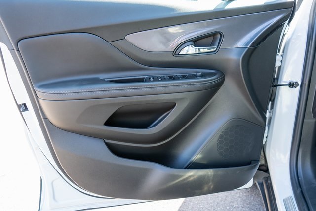 2022 Buick Encore Preferred photo 13