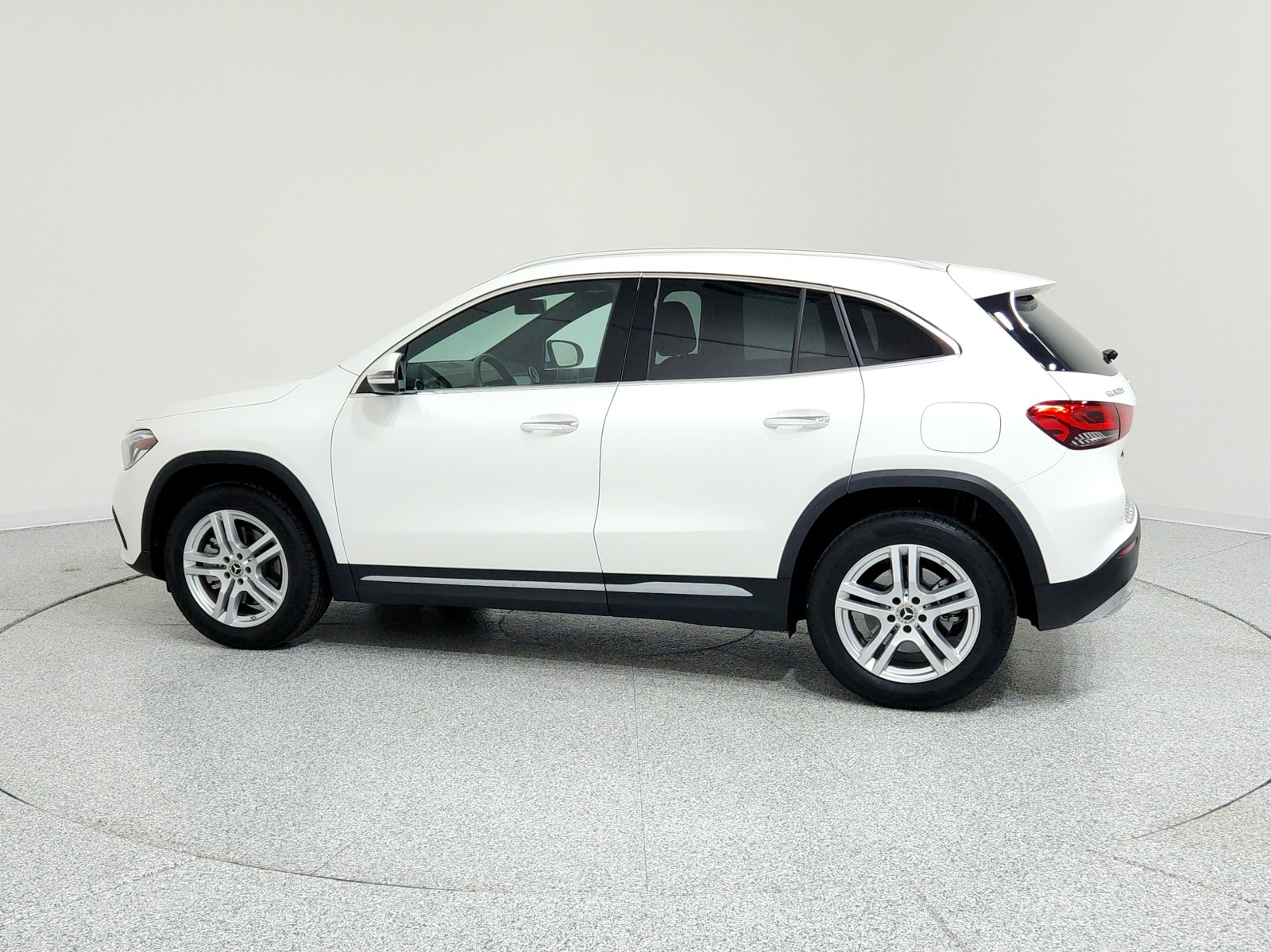 2023 Mercedes Benz GLA 250 photo 10