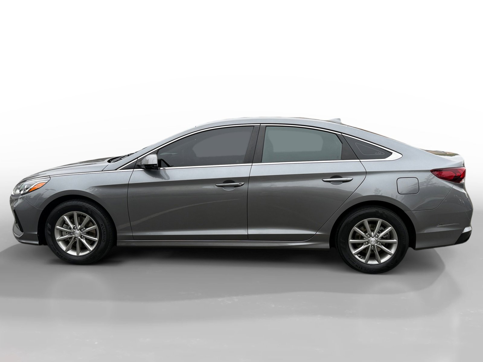 2019 Hyundai Sonata SE photo 2