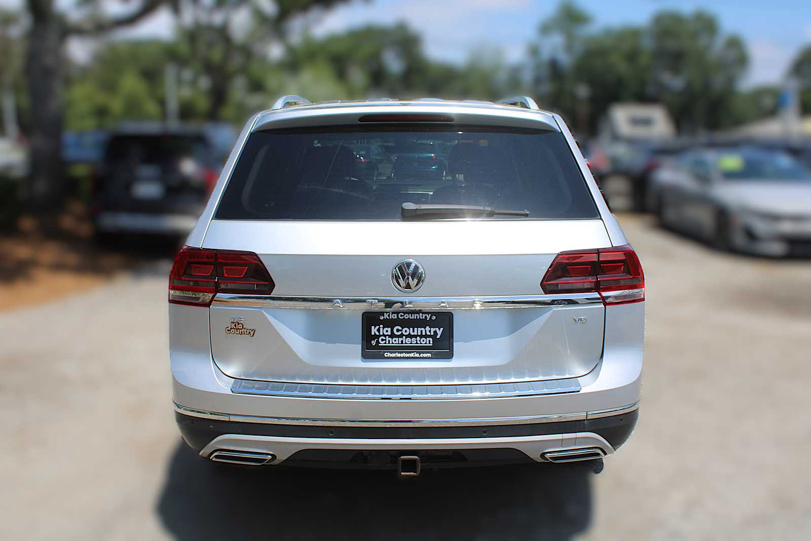 2018 Volkswagen Atlas V6 SEL photo 5