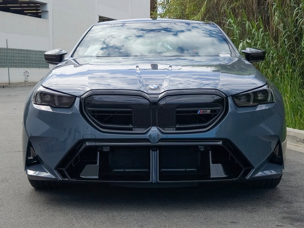 2026 Bmw M5 5 photo 3