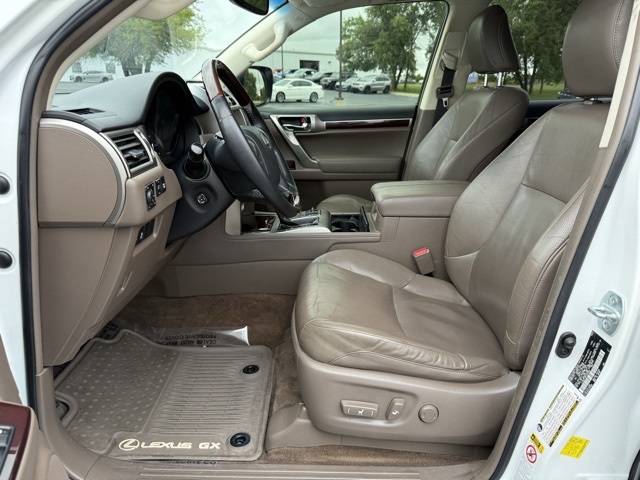 2015 Lexus GX 460 photo 17