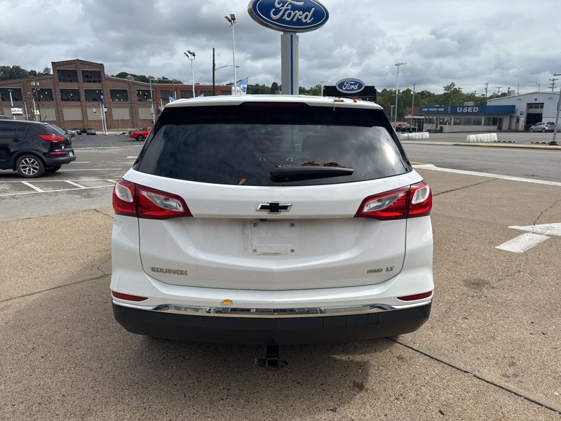 2021 Chevrolet Equinox LT photo 2