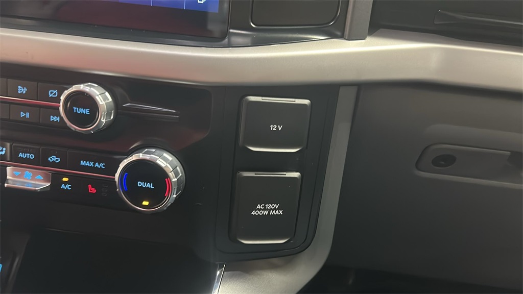 2022 Ford F-150 XLT photo 28