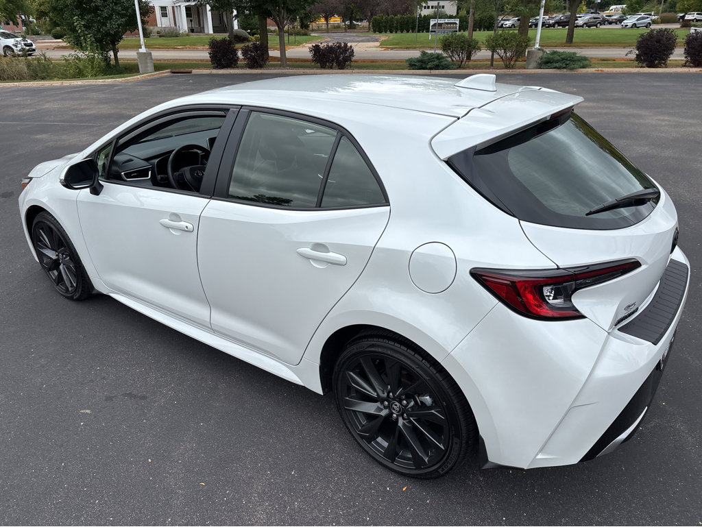 2025 Toyota Corolla XSE photo 11