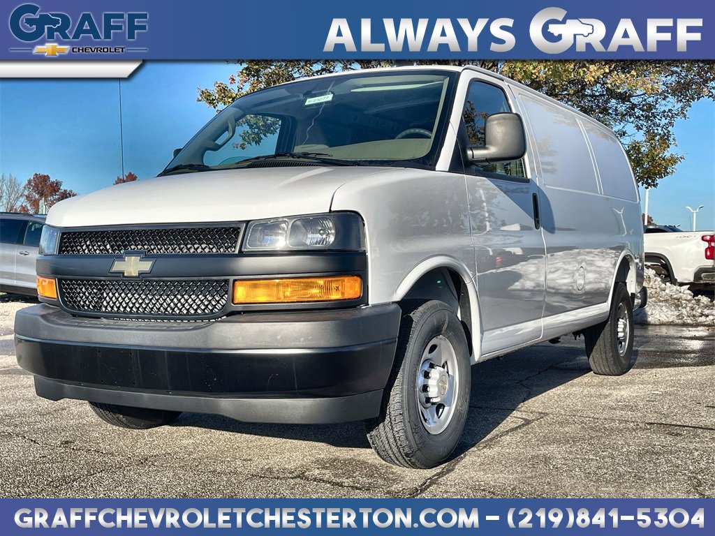 2025 Chevrolet Express Cargo Work Van's photo