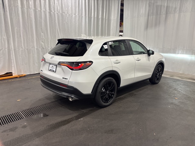 2026 Honda HR-V Sport photo 2