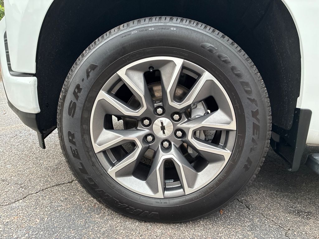 2020 Chevrolet Silverado 1500 RST photo 25