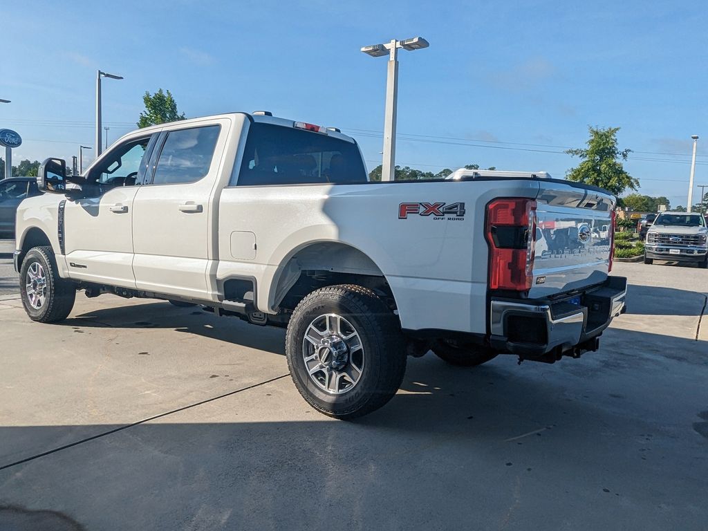 2025 Ford F-350 Lariat photo 6
