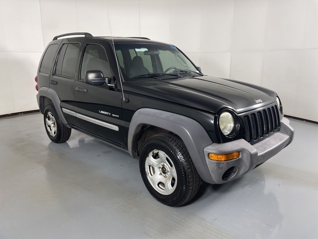 2003 Jeep Liberty Sport photo 2