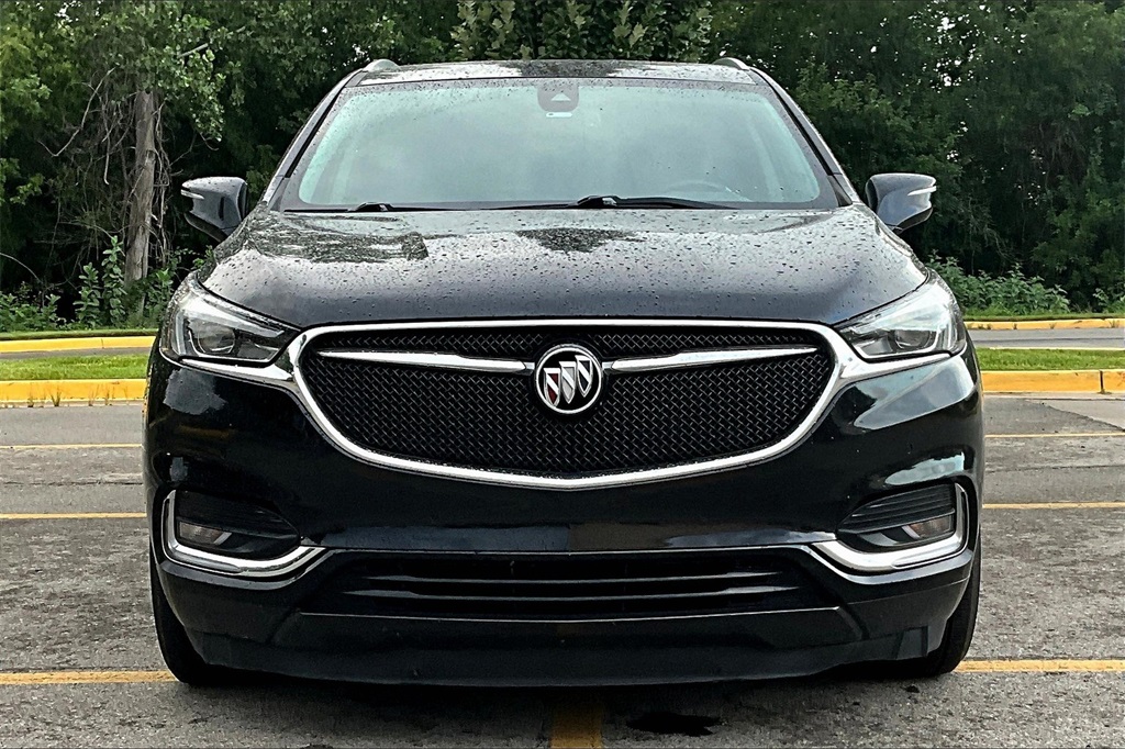 Used 2019 Buick Enclave Premium with VIN 5GAERCKW2KJ295518 for sale in Kansas City