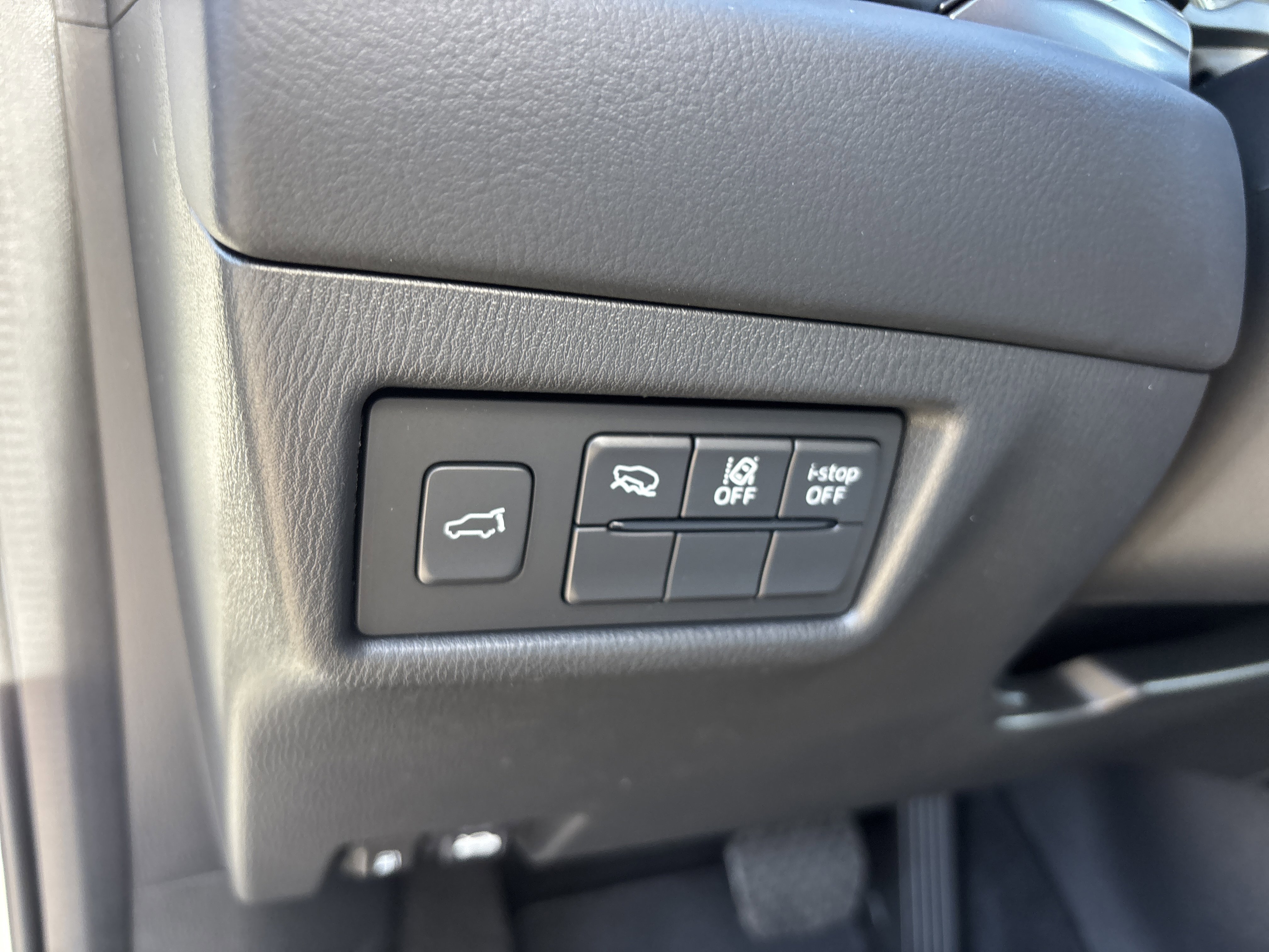 2025 Mazda CX-5 2.5 S Preferred photo 4