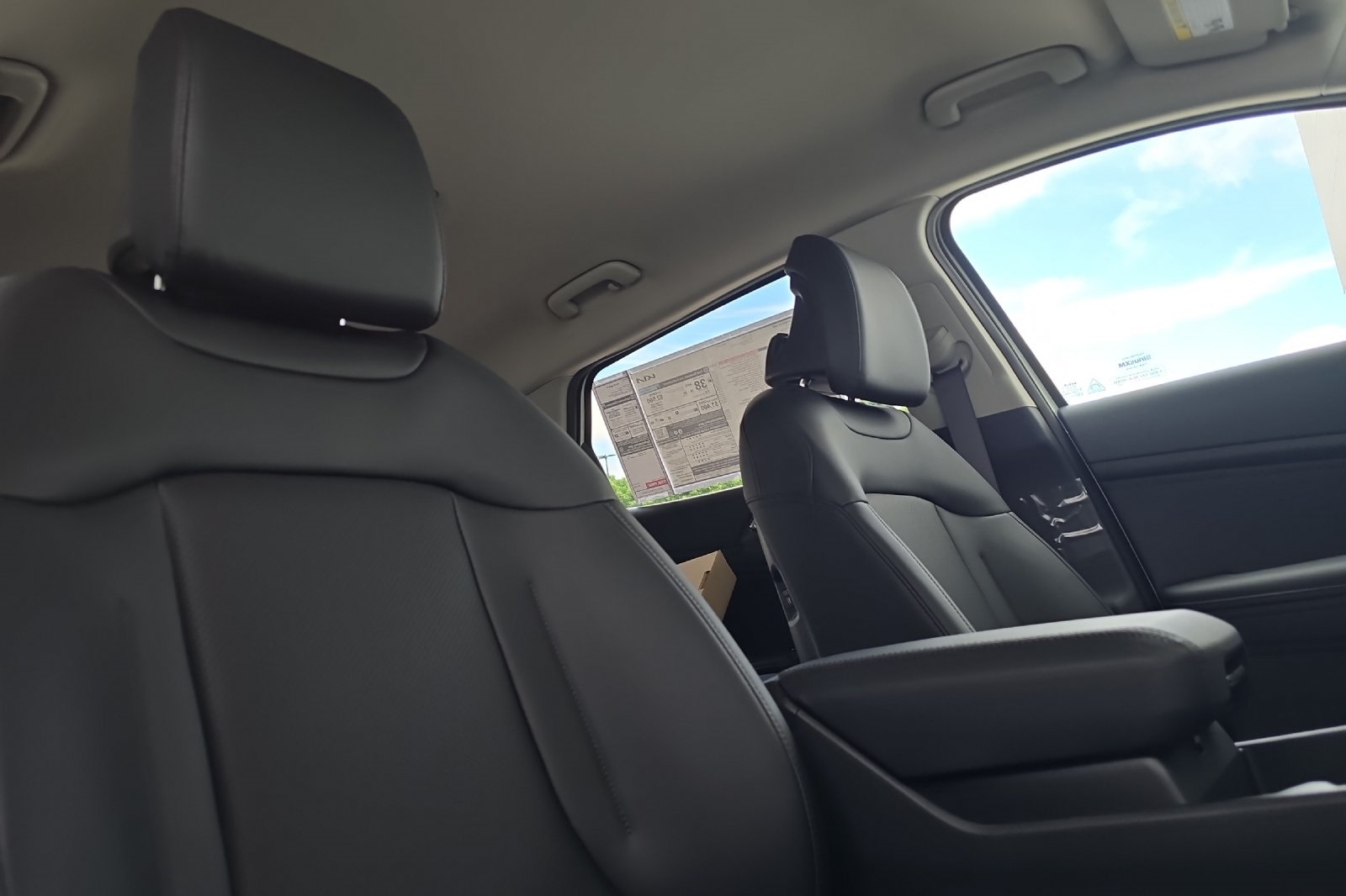 2025 Kia Sportage Hybrid EX photo 11