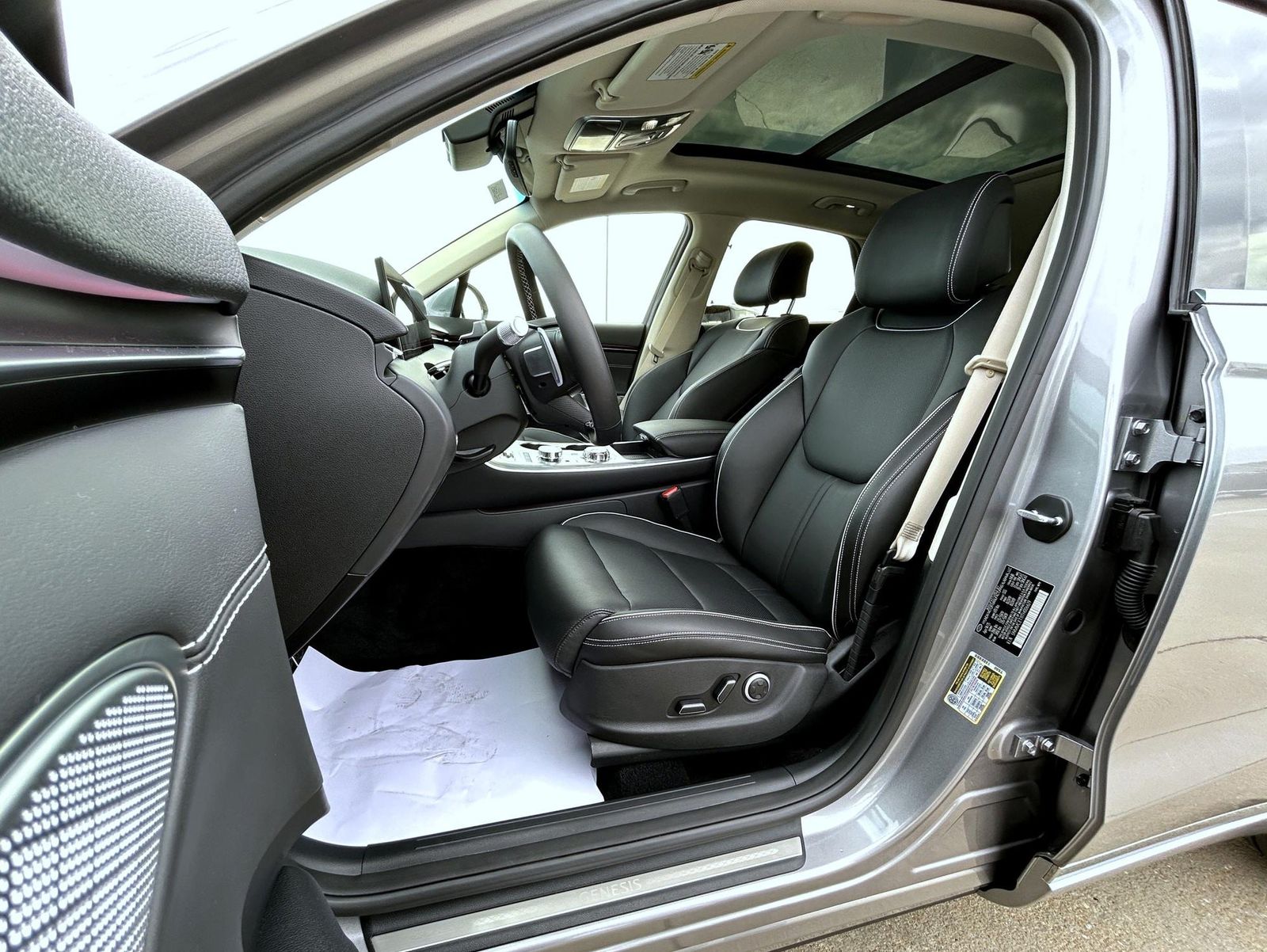 2026 Genesis Electrified GV70 Advanced photo 10
