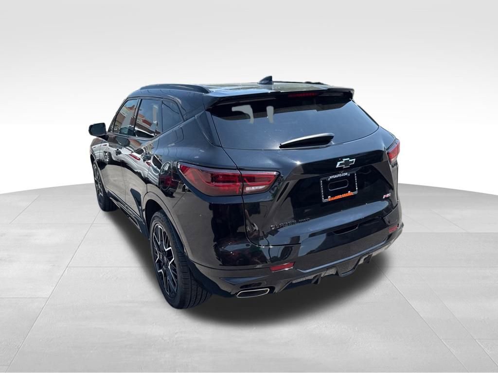 2023 Chevrolet Blazer RS photo 5