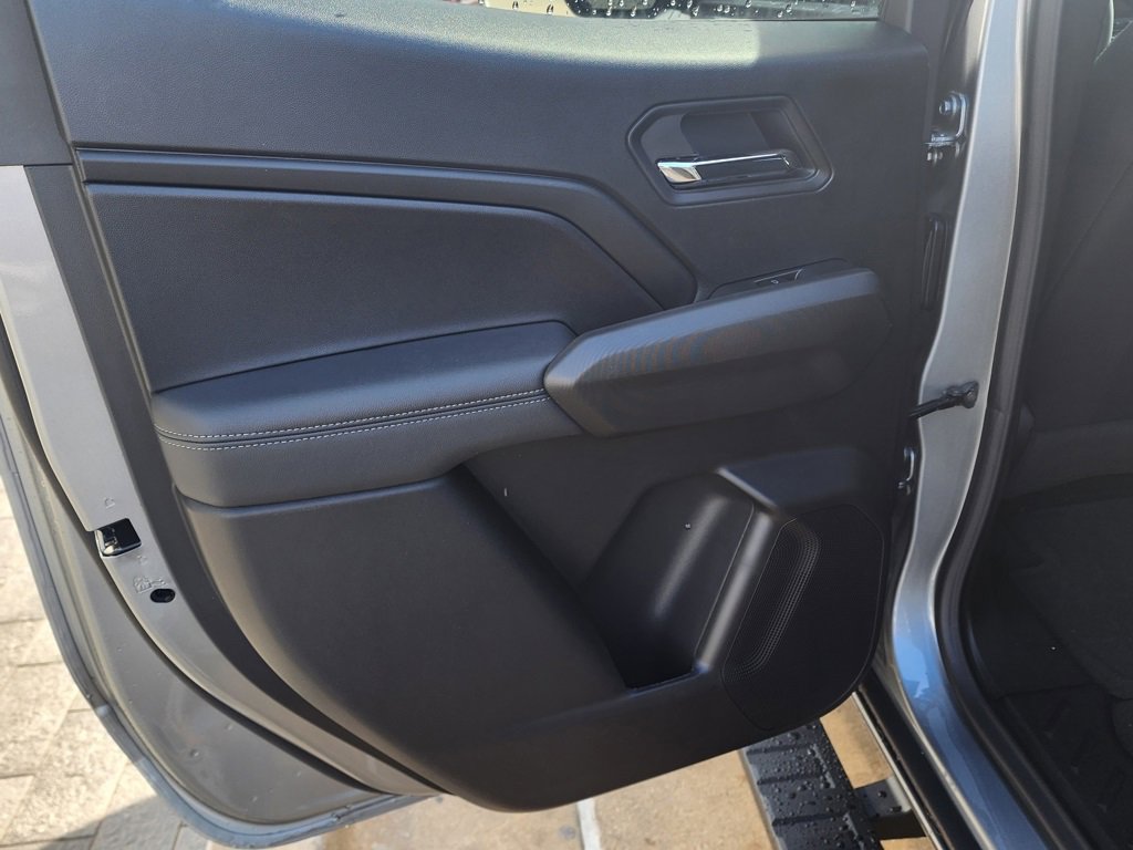 2025 Gmc Canyon Elevation photo 36