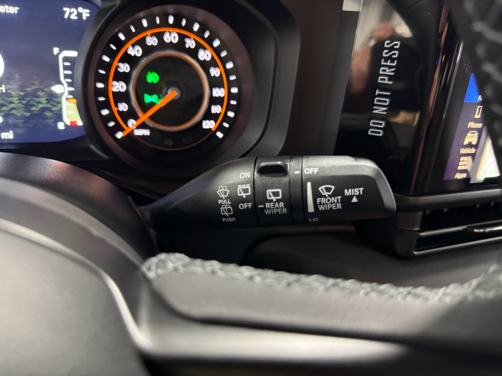 2025 Jeep Wrangler Rubicon X photo 29