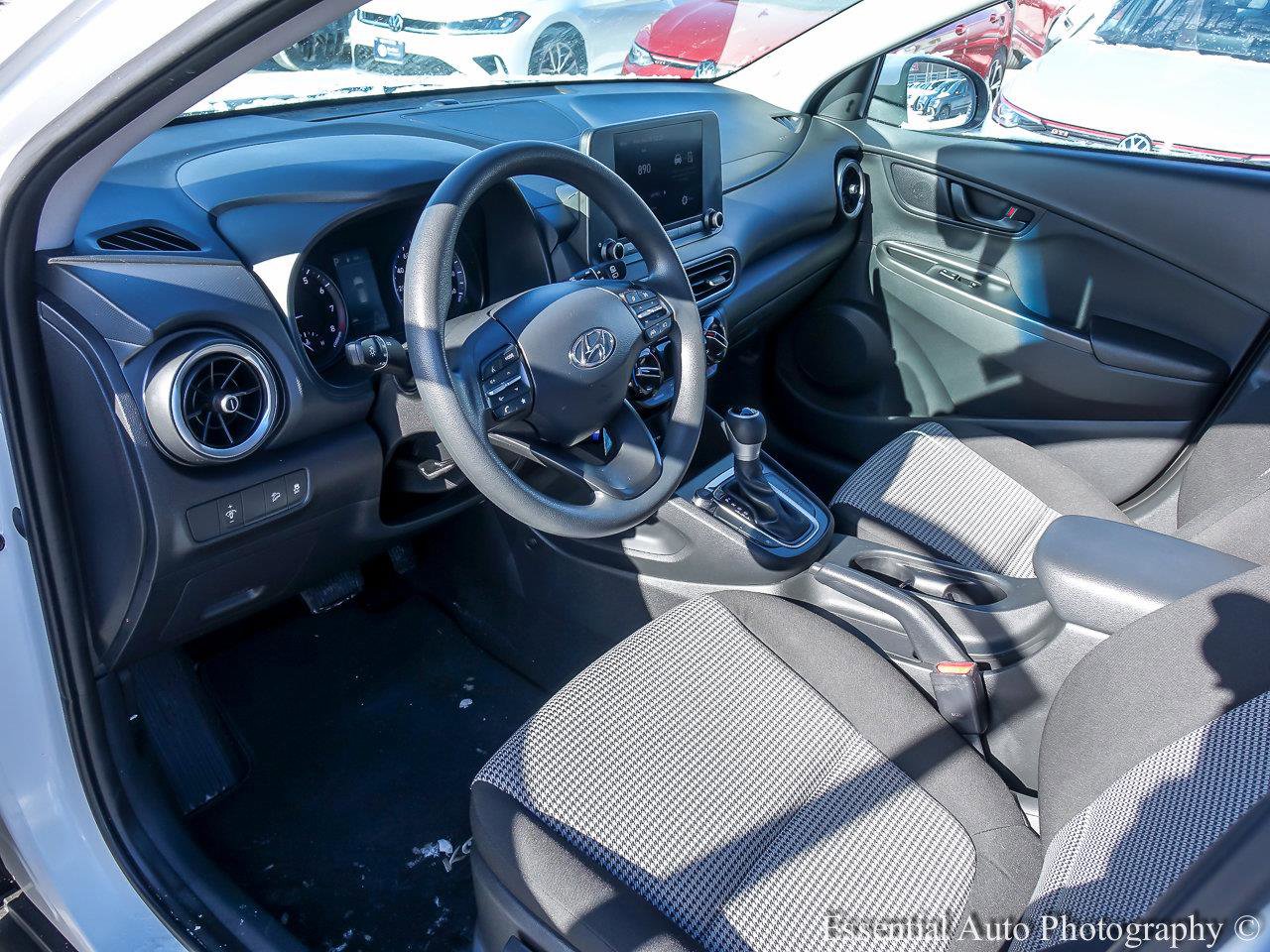 2023 HYUNDAI KONA - Image 8