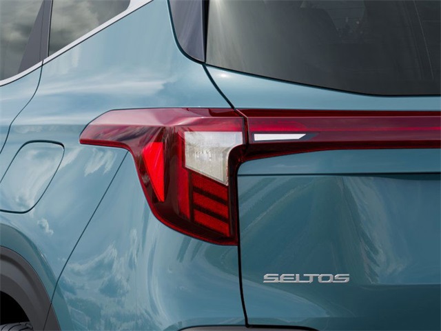2026 Kia Seltos EX photo 3