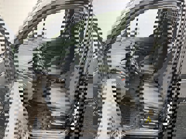 2020 Ford Transit Connect Van XL photo 3