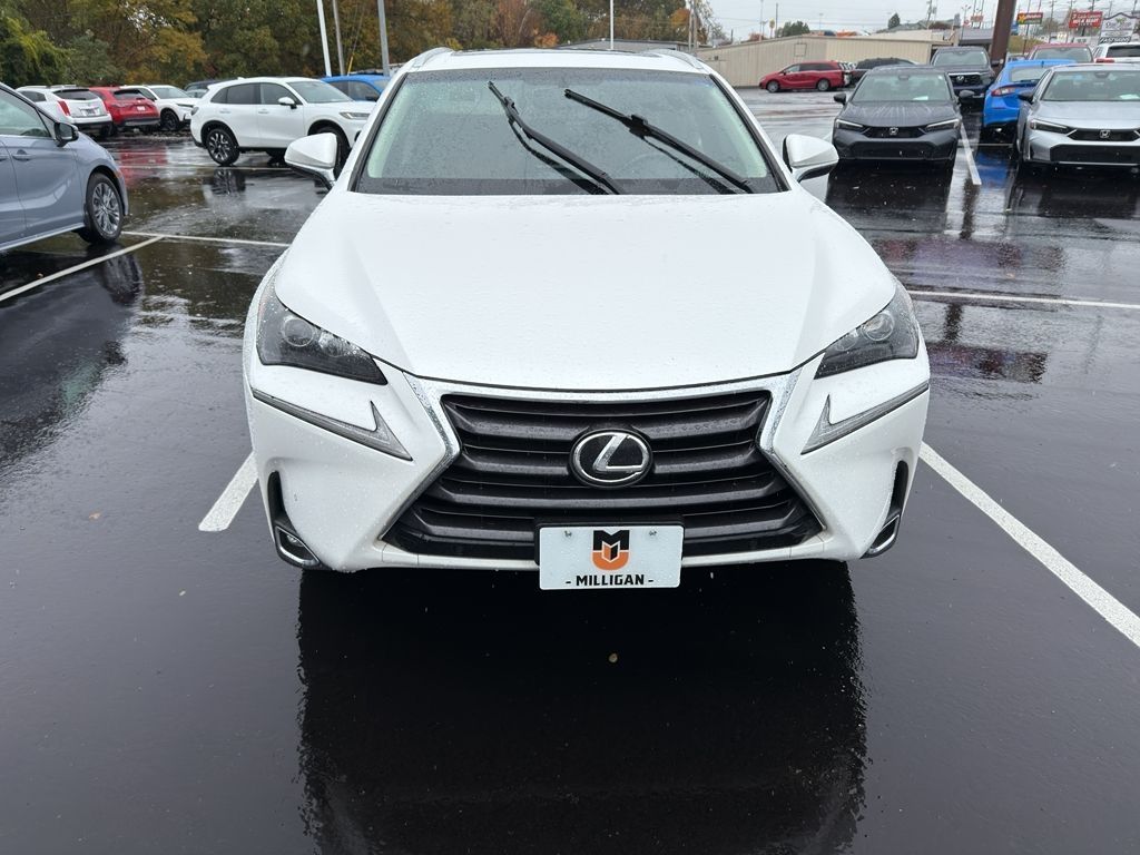 2017 Lexus NX 200t
