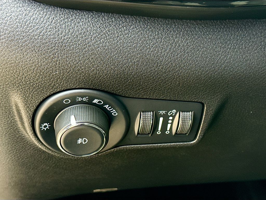 2022 Jeep Compass Trailhawk photo 9