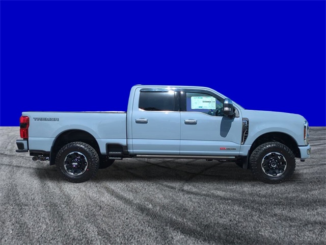 2026 Ford F-350 Platinum photo 3