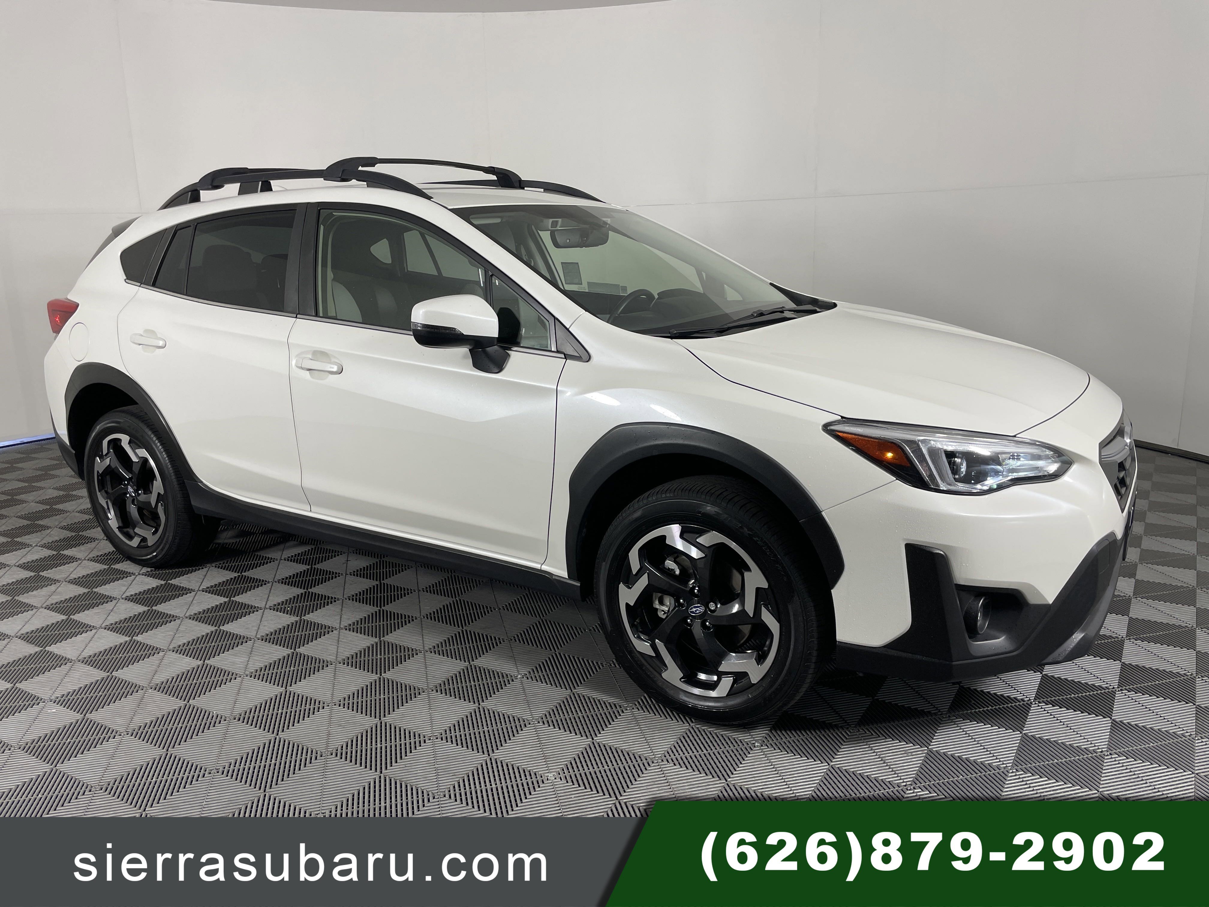 Used 2021 Crystal White Pearl Subaru Limited image 1