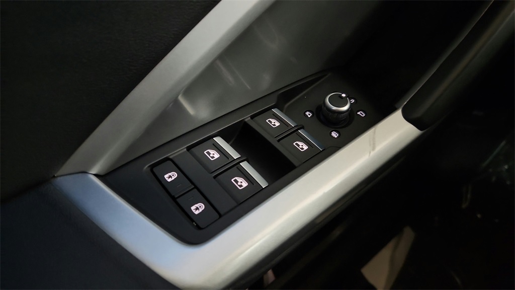 2022 Audi Q3 S line Premium Plus photo 20