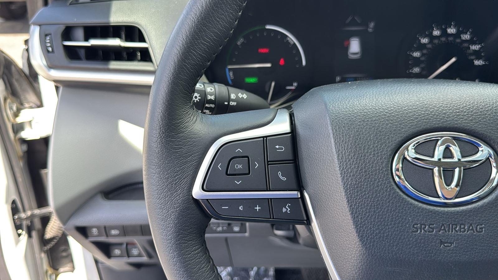 2024 Toyota Sienna XLE photo 15