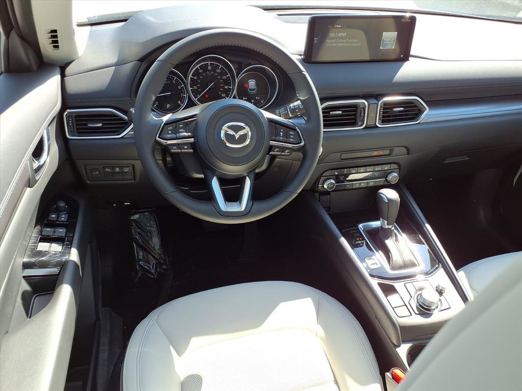 2025 Mazda CX-5 2.5 S Preferred photo 2