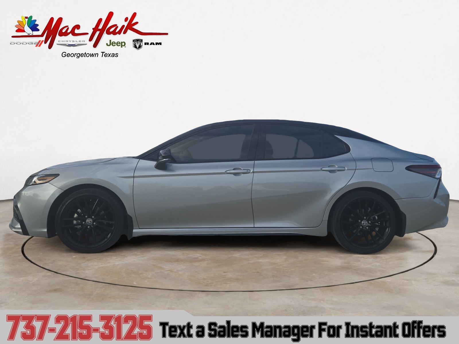 2024 Toyota Camry XSE V6 photo 2