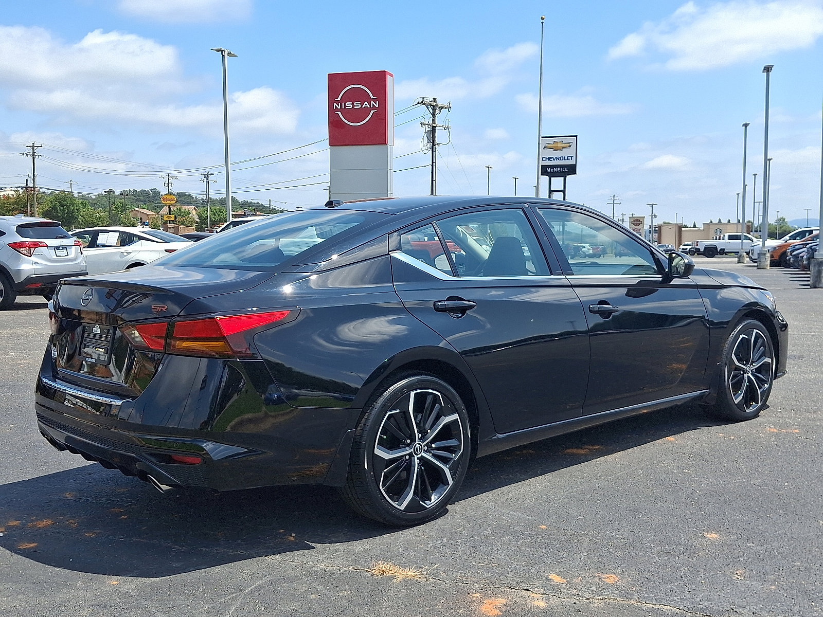 2023 Nissan Altima 2.5 SR photo 6