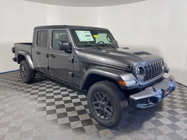 2025 Jeep Gladiator Sport S's photo